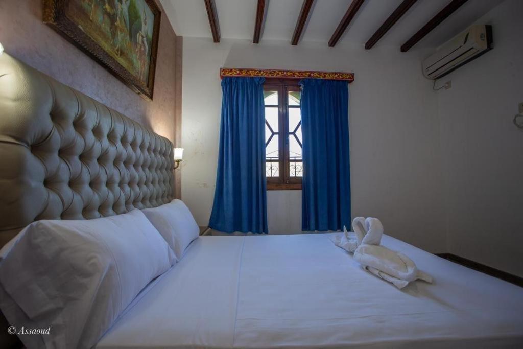 Guest House Yasmina Chefchaouen Esterno foto